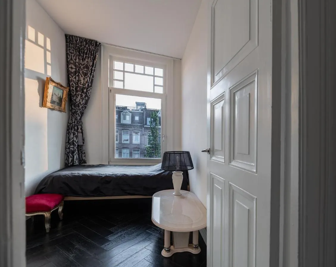 Sezane'S Lodges Amsterdam