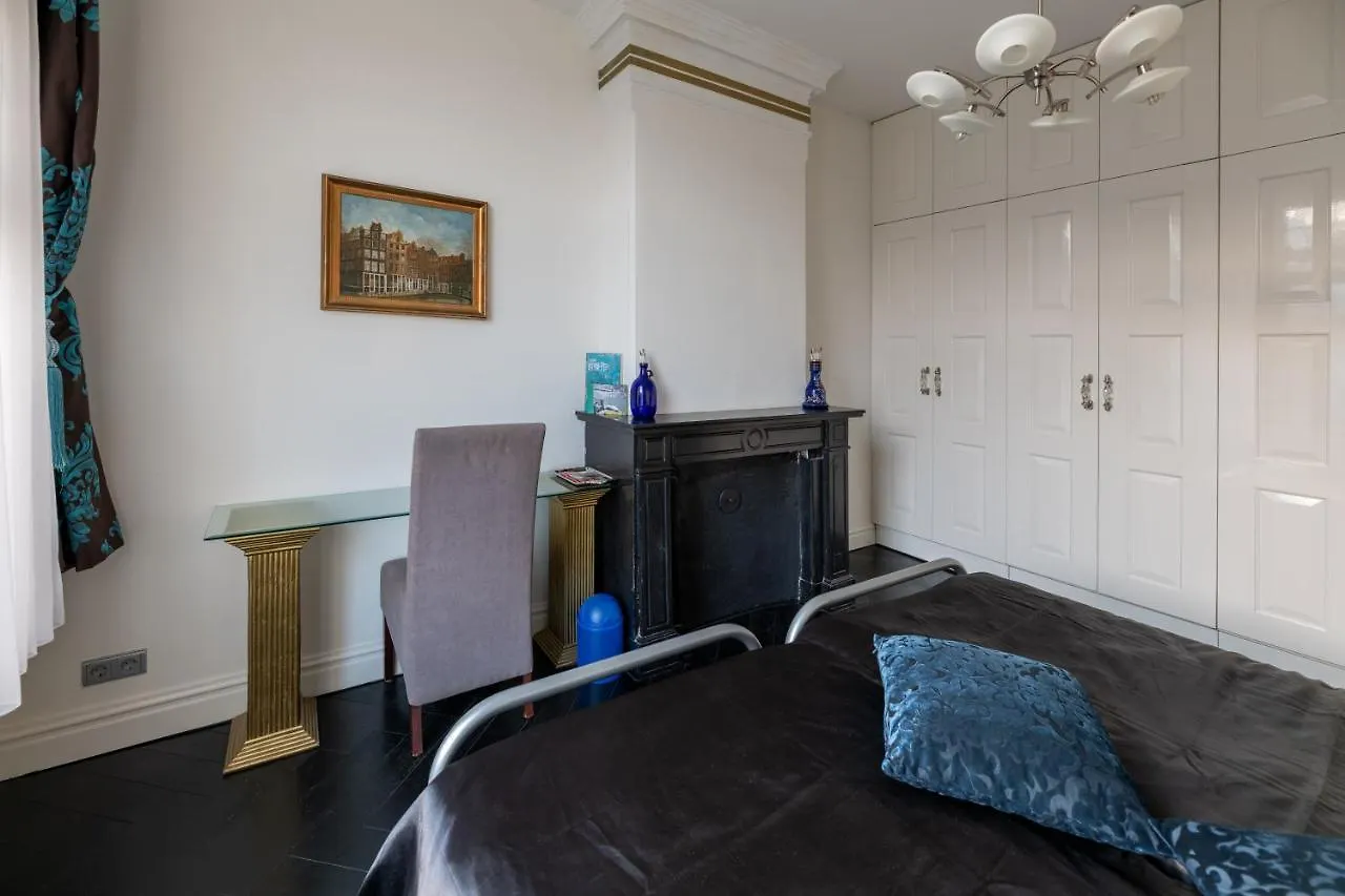 Sezane'S Lodges Amsterdam Bed & Breakfast